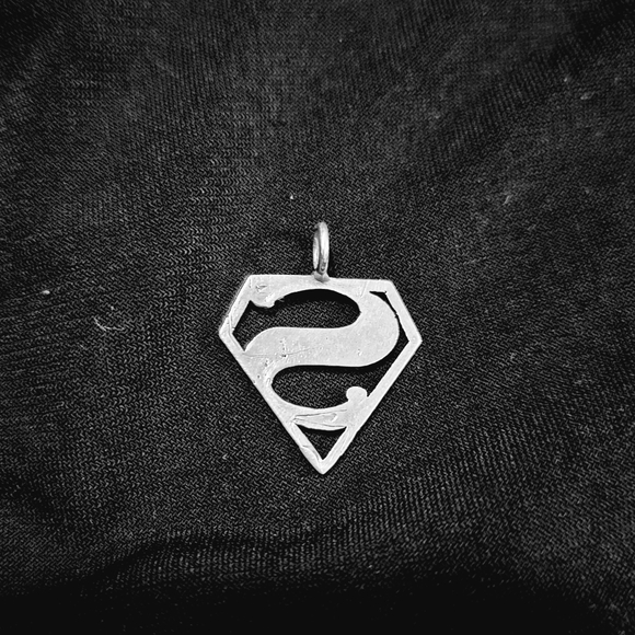 Superman pendant - Picture 2 of 3